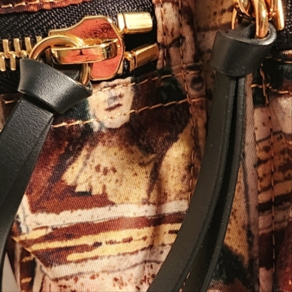 Burberry Portrait Runway Rucksack Henry Moore Collection - Picture 11 of 14